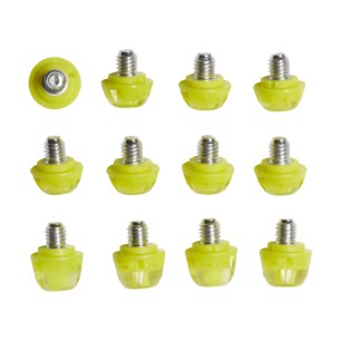 12 Crampons Plastique Adidas 8x6mm 4x9mm