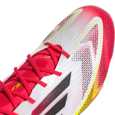 Crampons F50 ELITE SG Blanc/Rouge/Jaune | Rugby Approved Perpignan