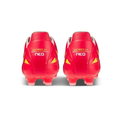Chaussures de Football Mizuno Morelia Neo IV Pro – Légèreté, Précision et Style