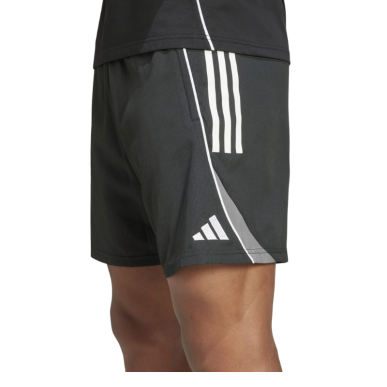 Short Adidas SCR